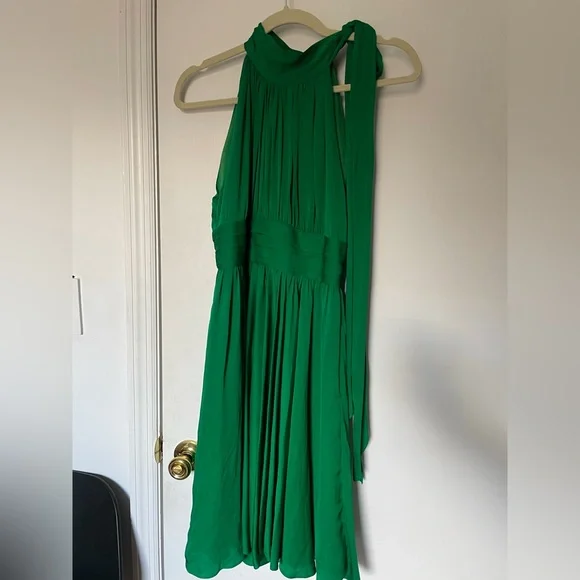 MILLY EMERALD GREEN SILK DRESS , size 2 NEW with tags MILLY EMERALD GREEN SILK DRESS , size 2 NEW with tags